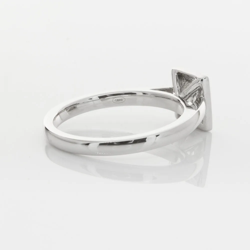 18ct White Gold .52ct Princess Cut Diamond Windsor Ring