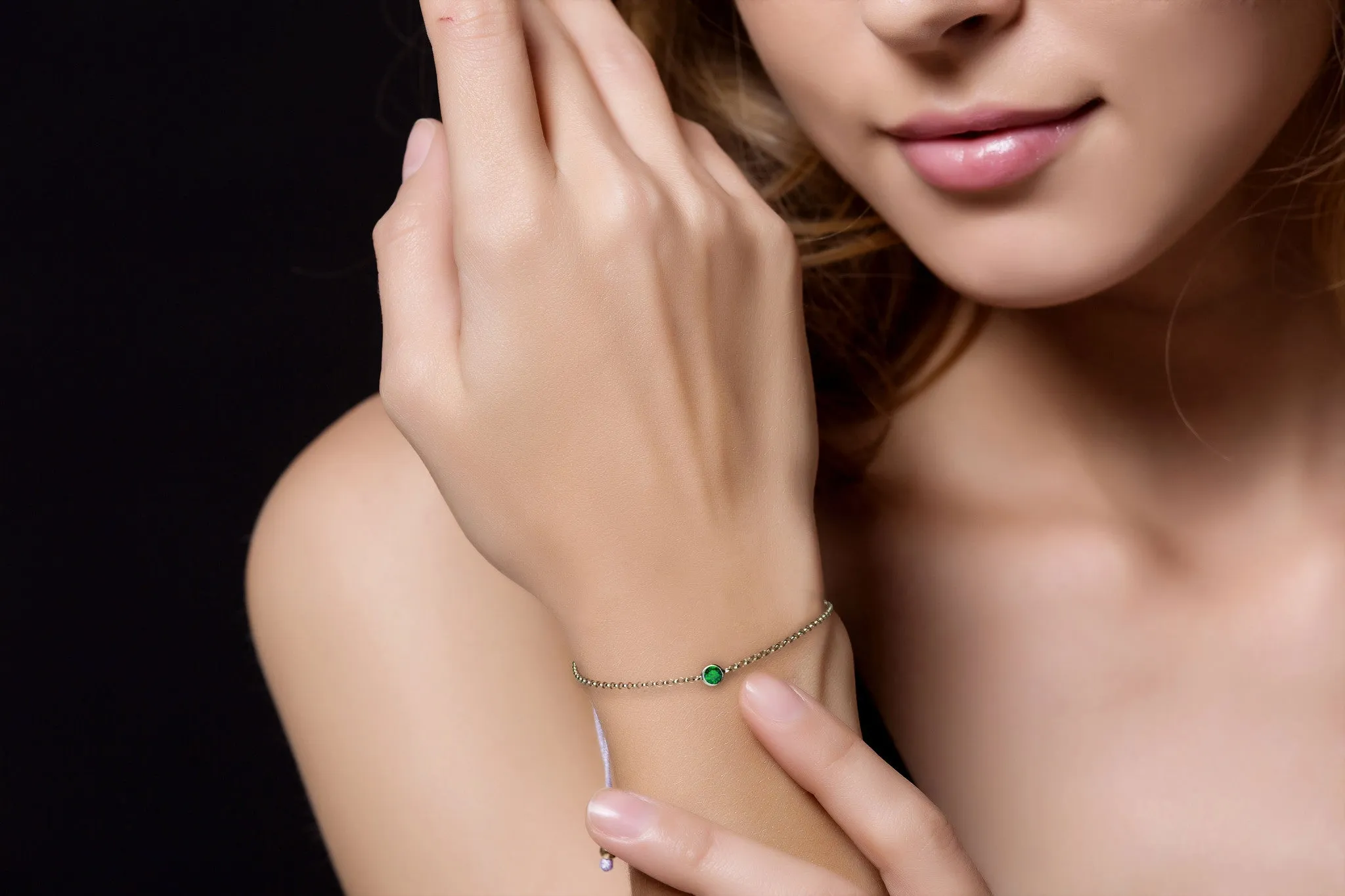 18k Gold May Birthstone Emerald Bracelet