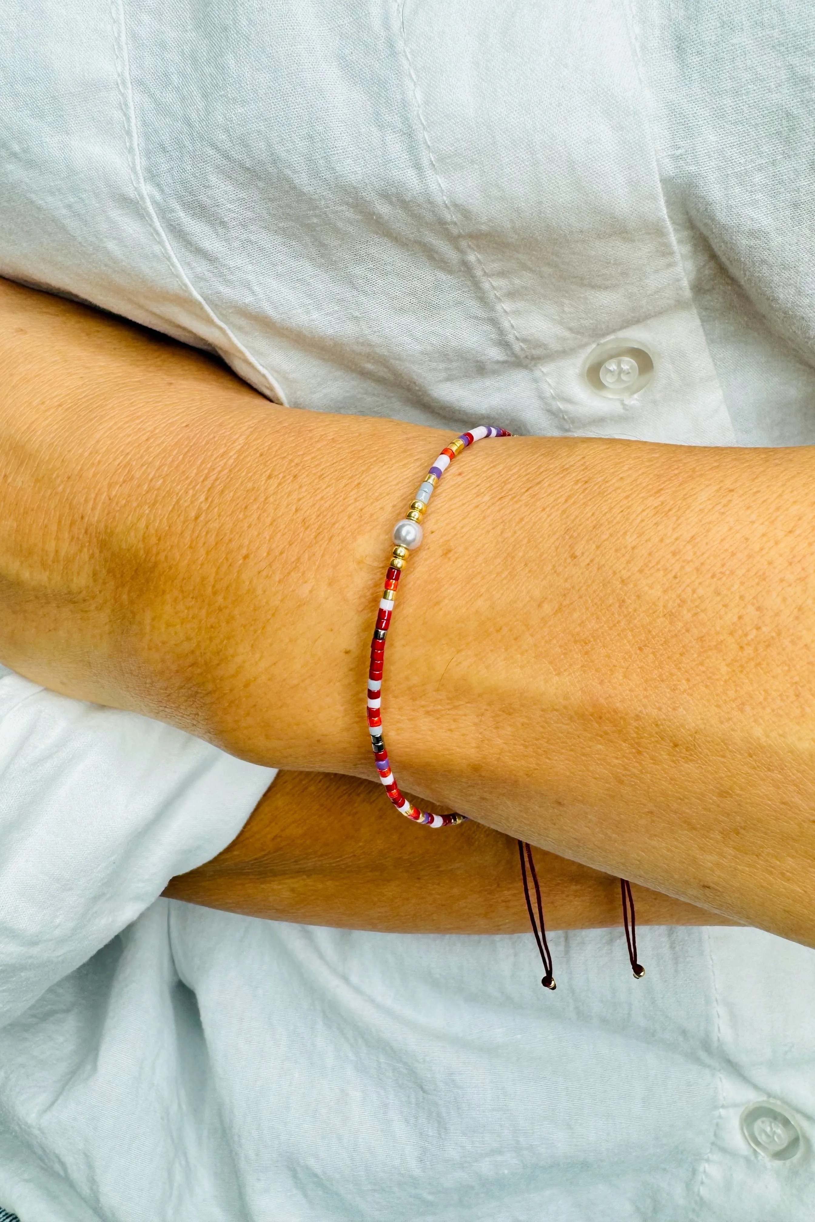 Handmade Glass Bracelet - Red/Gold